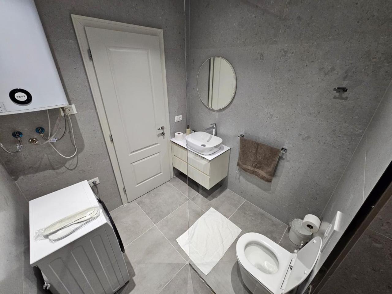 Apartment Te Rruga Bogdaneve *