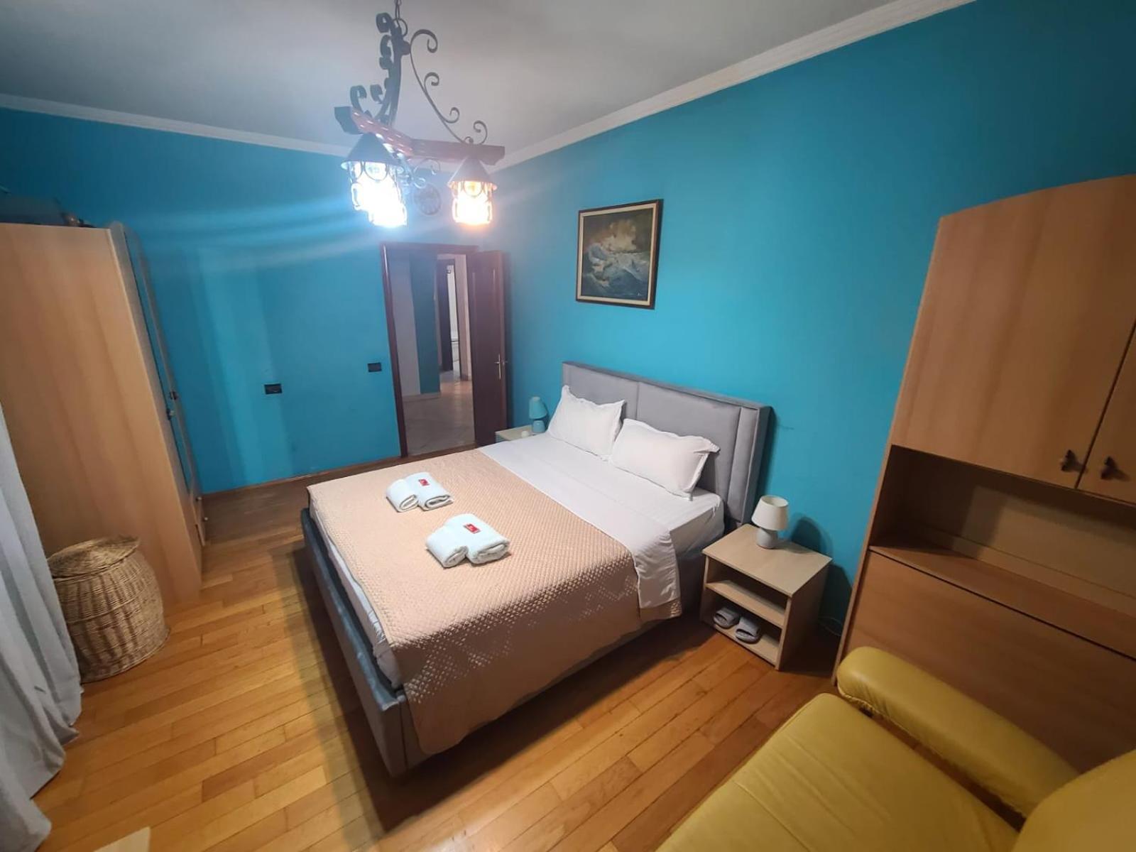 Apartment Te Rruga Bogdaneve *