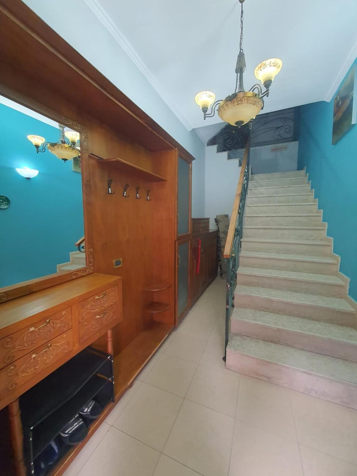 Apartment Te Rruga Bogdaneve *