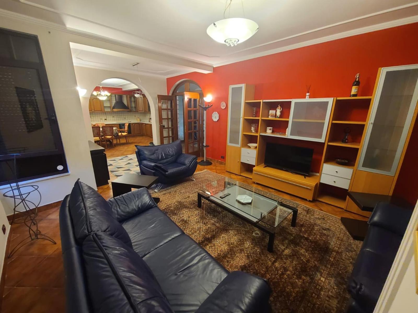 Apartment Te Rruga Bogdaneve