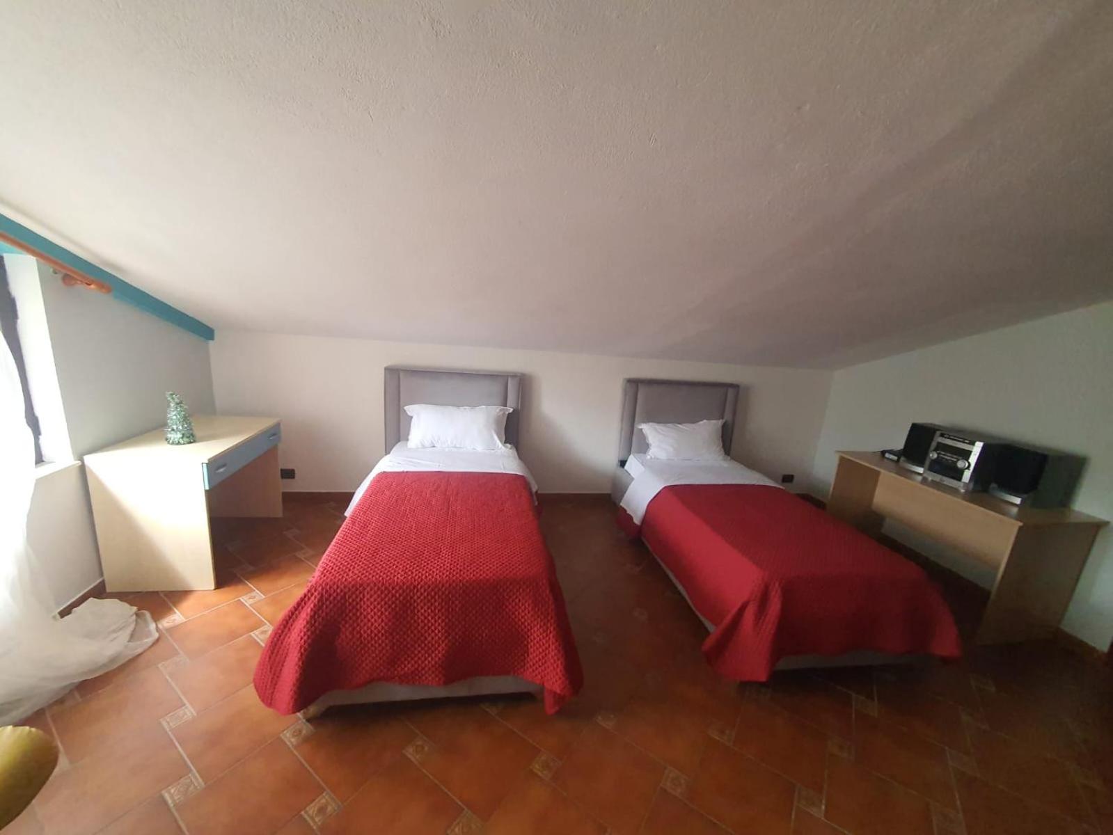 Apartment Te Rruga Bogdaneve Hotel *